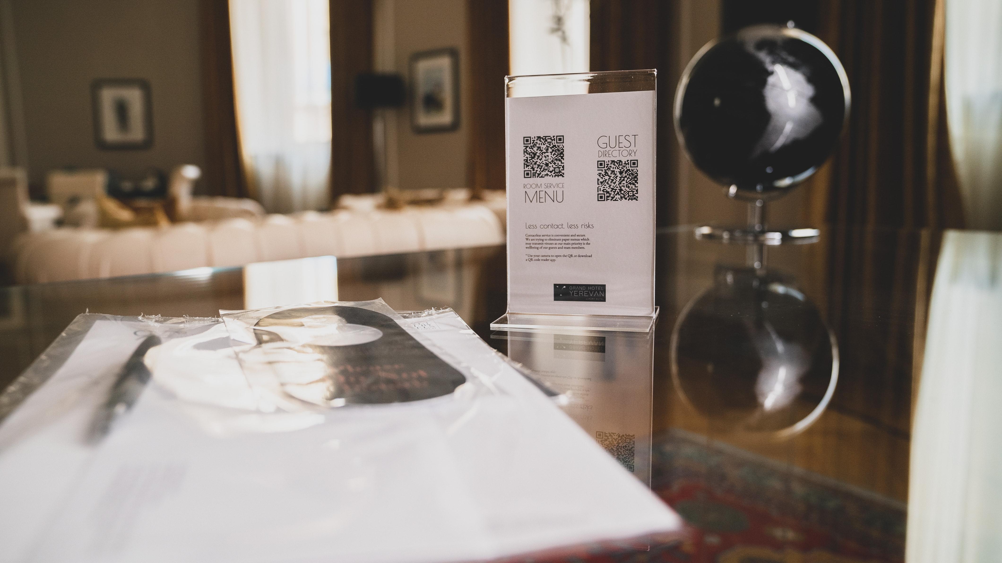 Grand Hotel Yerevan - Small Luxury Hotels Of The World Екстер'єр фото QR code on a menu