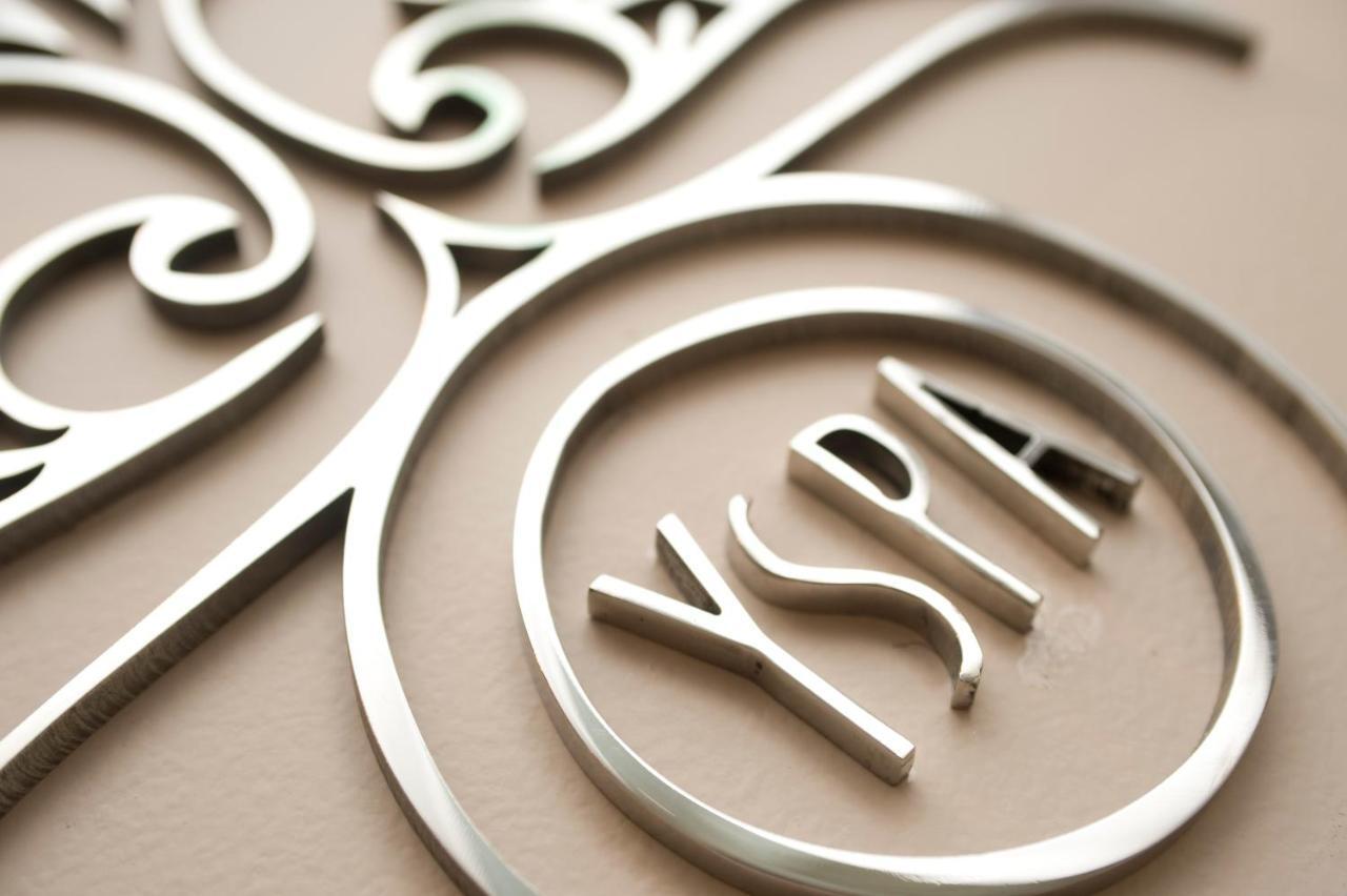 Grand Hotel Yerevan - Small Luxury Hotels Of The World Екстер'єр фото YSL logo